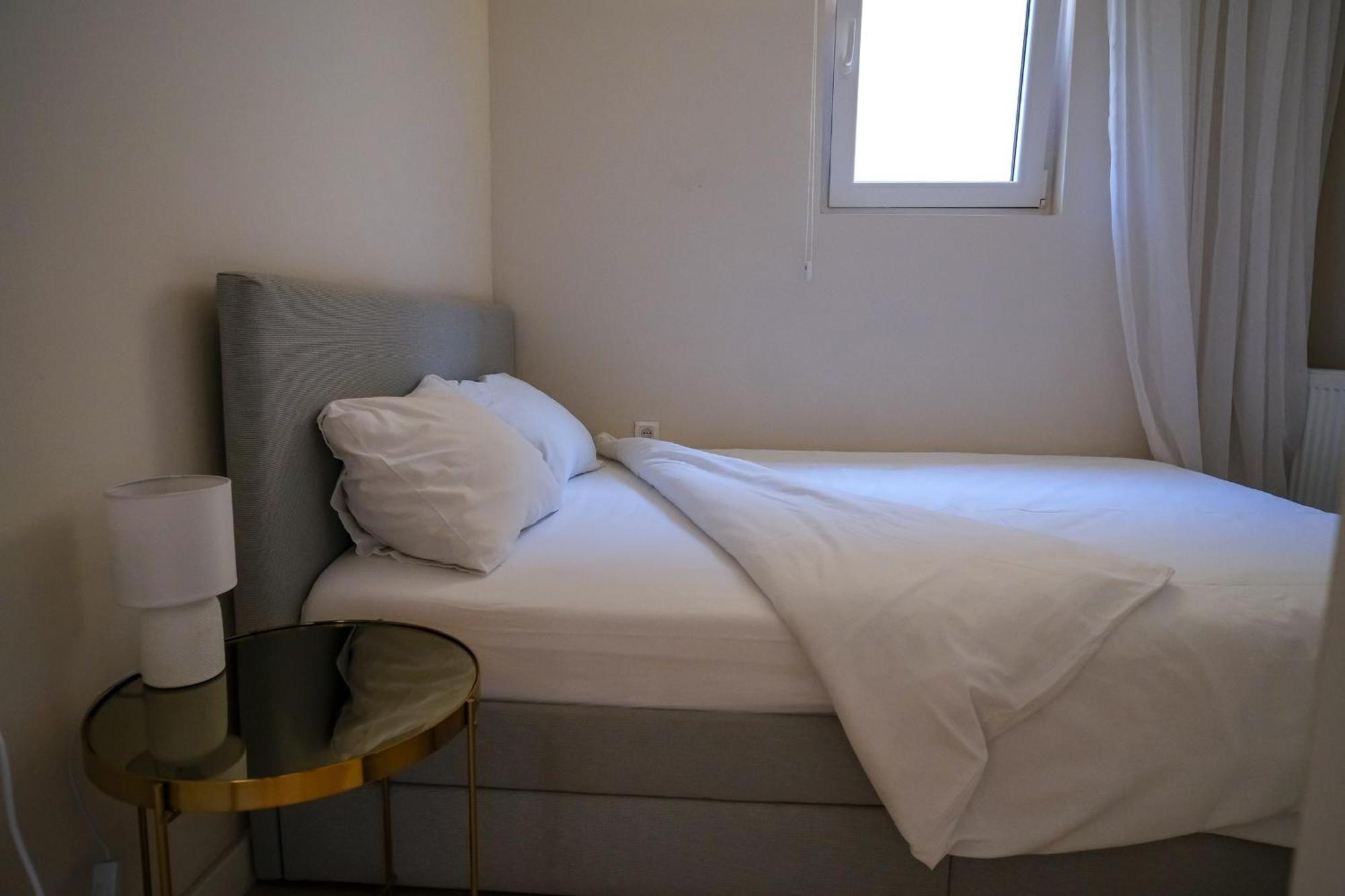 Apartment In Nis, Center! Brand-New ภายนอก รูปภาพ
